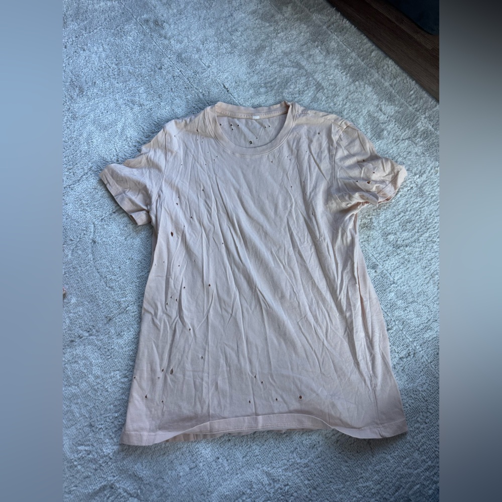 Women’s Alo Light Pink Distressed Crewneck T-Shirt